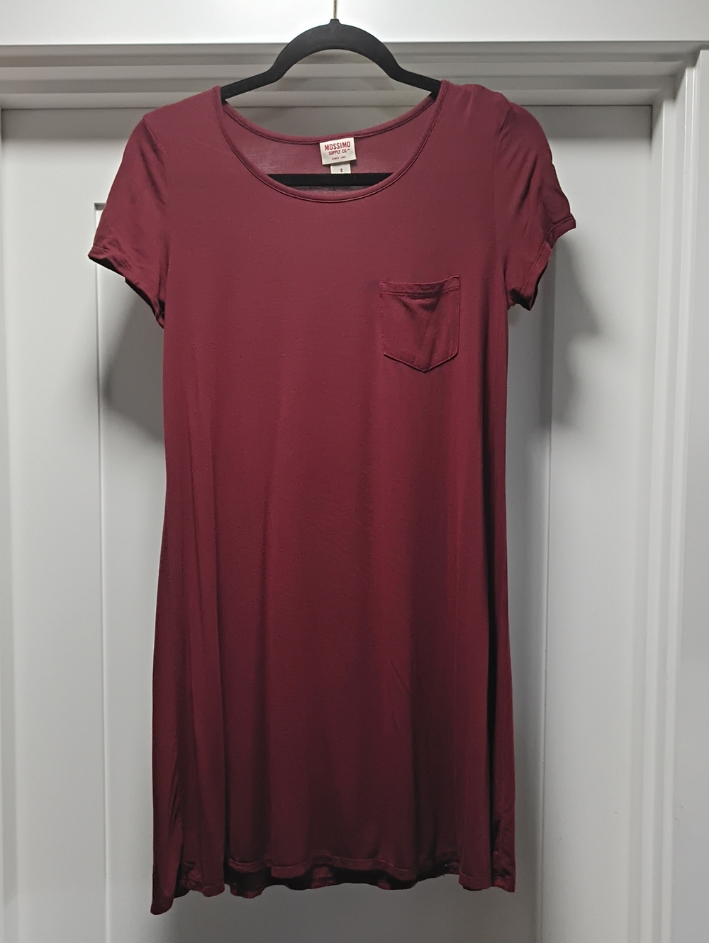 Mossimo Supply Co. Burgundy Short Sleeve Pocket Swing Tunic Dress